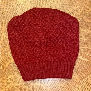 Maroon slouch beanie